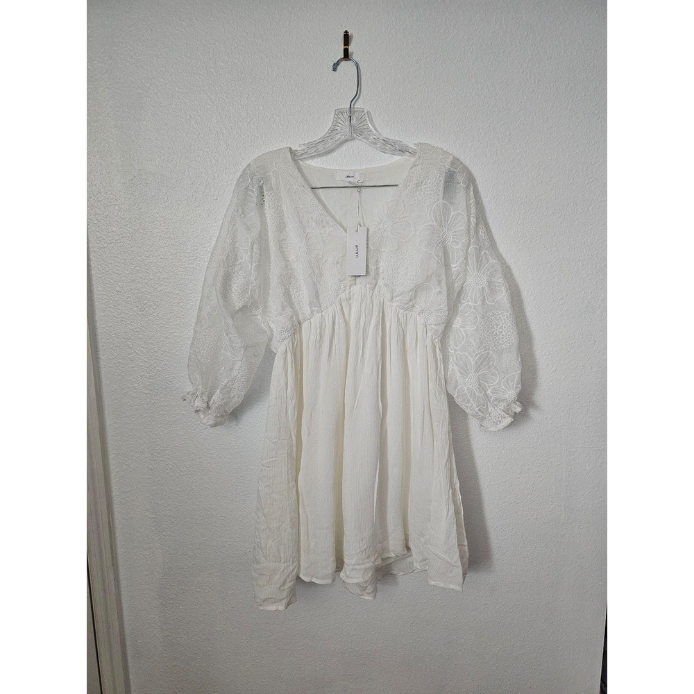New!! Aeom White Lace Dress Women's Size Large‎